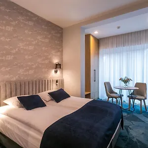 Vesper House Hotel